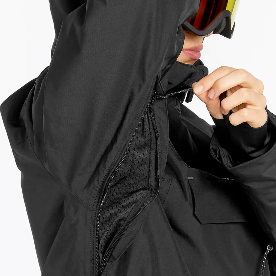 VOLCOM Women's Fern Insulated Gore-Tex Pullover 2025 - Black - Image 8