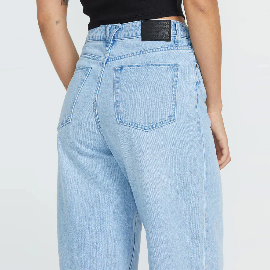 VOLCOM Women's Stoned Boyfriend Hirise Jean - Blue Bird - Image 4