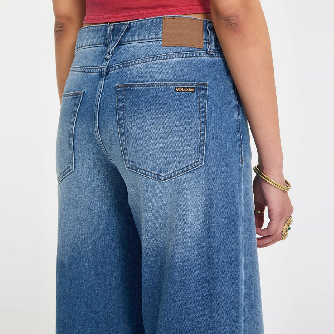 VOLCOM Women's Stoned Boyfriend Lowrise Jean - Worn Light Blue - Image 8