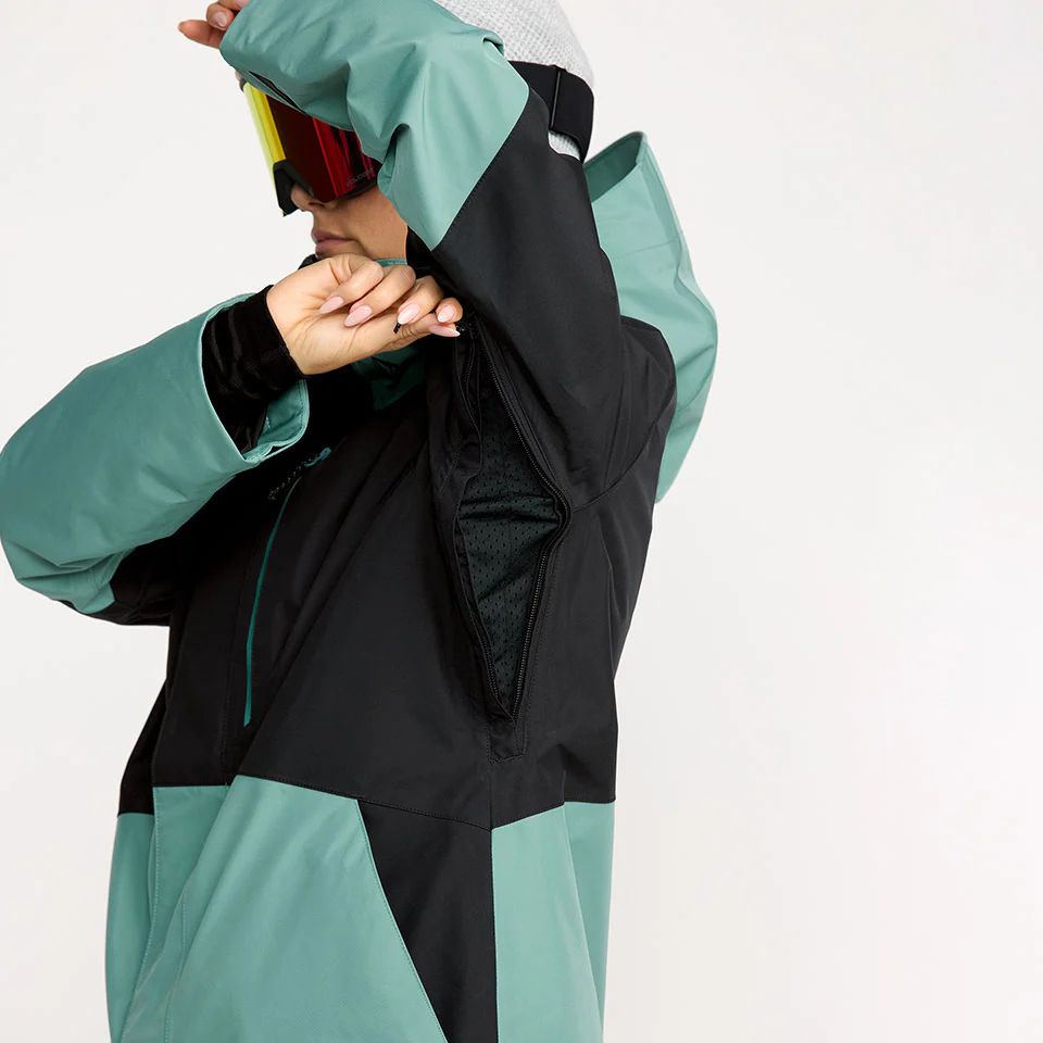 VOLCOM Women's V.Co Eras Insulated Gore-Tex Jacket 2026 - Arctic Blue - Image 6