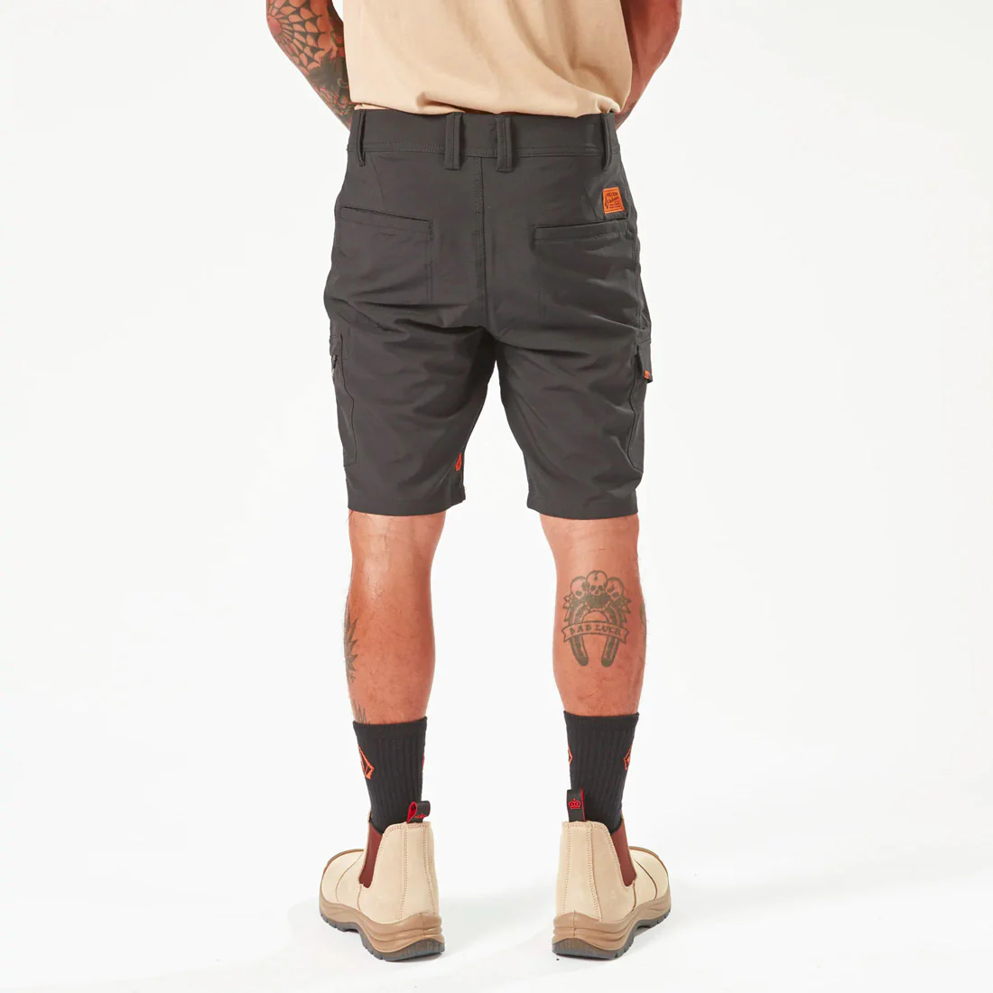 VOLCOM Workwear Slab Hybrid Short 20" - Black - Image 5