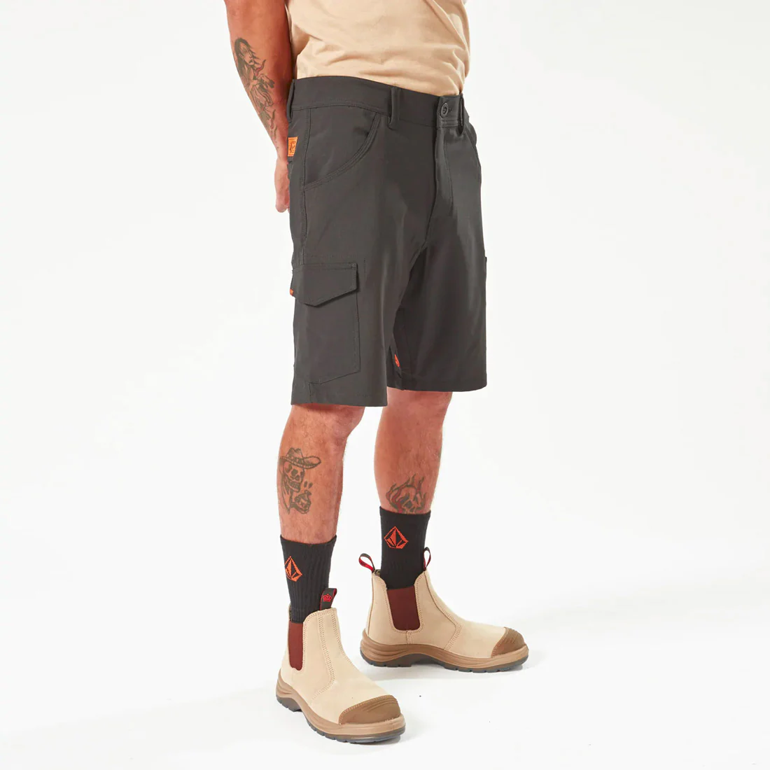 VOLCOM Workwear Slab Hybrid Short 20" - Black - Image 6